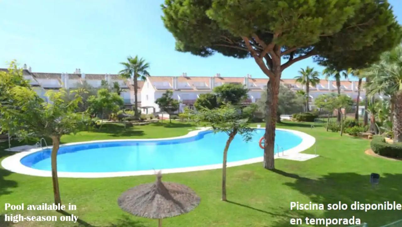 Casa De Lujo En La Playa Frente Al Campo De Golf Villa El Portil Exterior photo